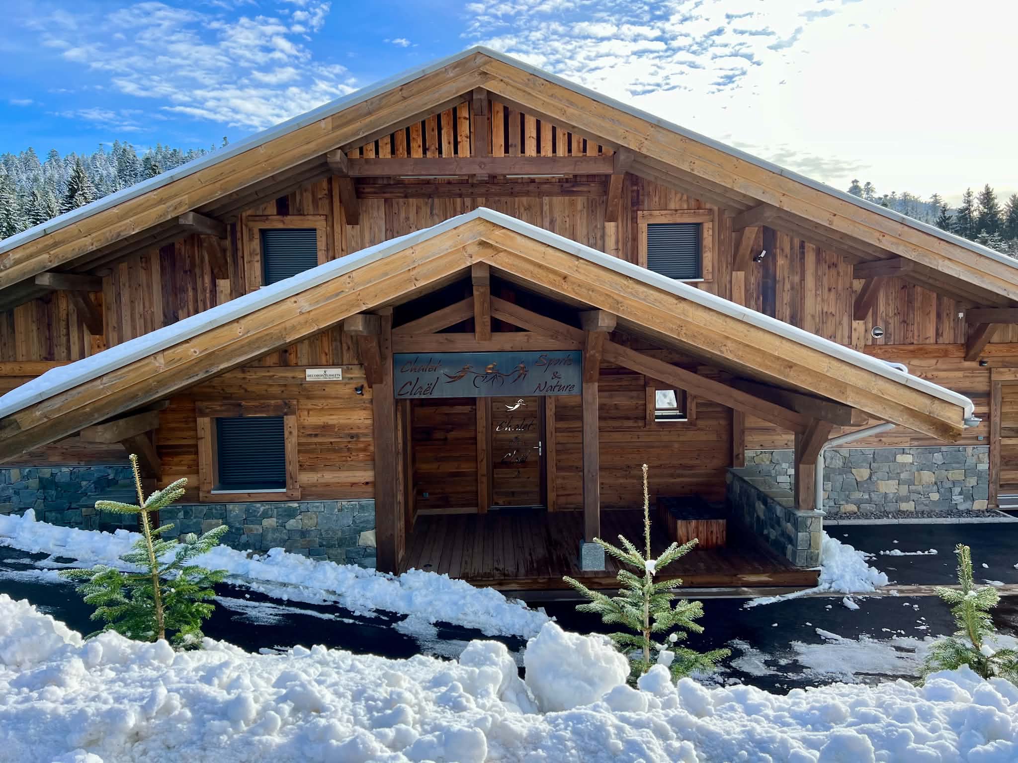 Photo finale — le chalet au crépuscule